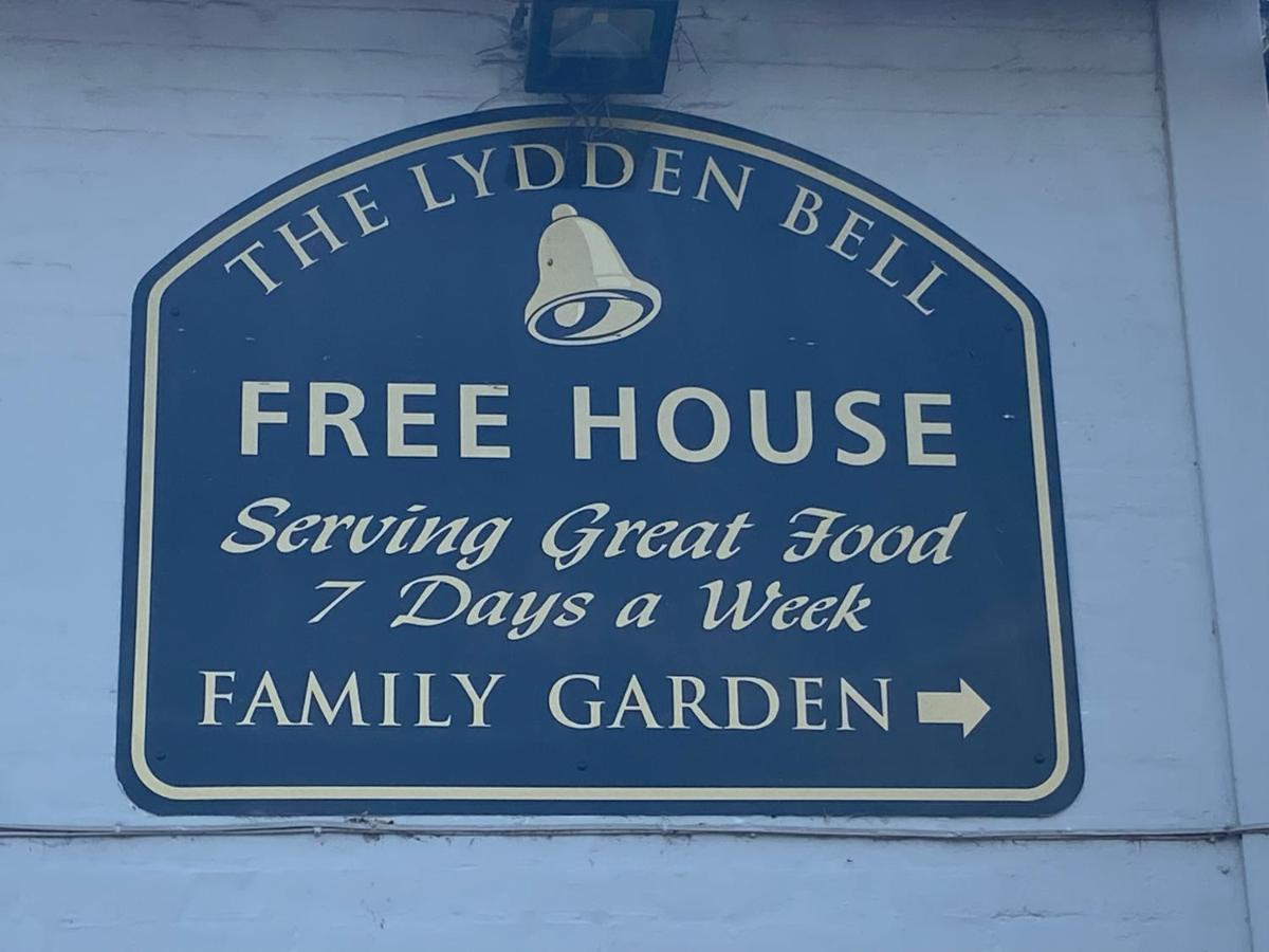 The Lydden Bell Bed & Breakfast Exterior photo